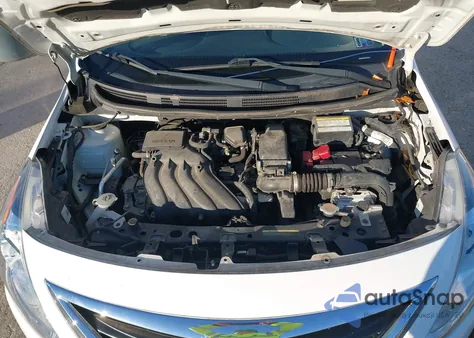 2017 Nissan Versa 1.6 S+ z USA, uszkodzony, nr VIN 3N1CN7AP5HL870363